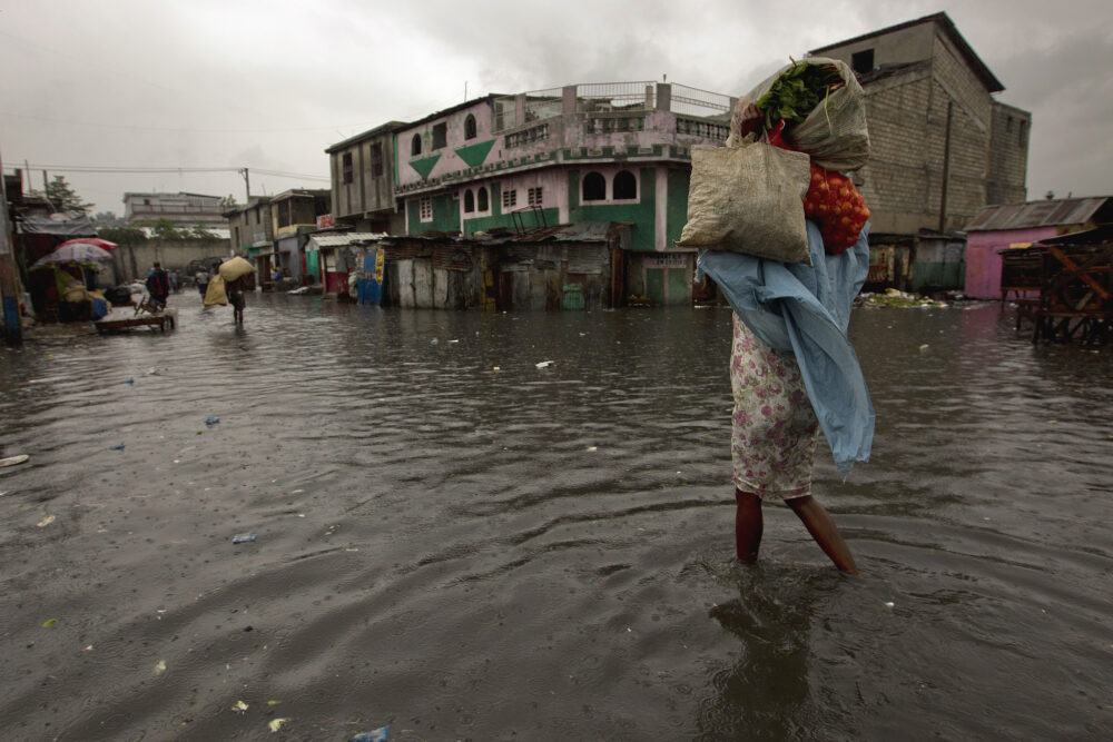 Climate change and disaster displacement